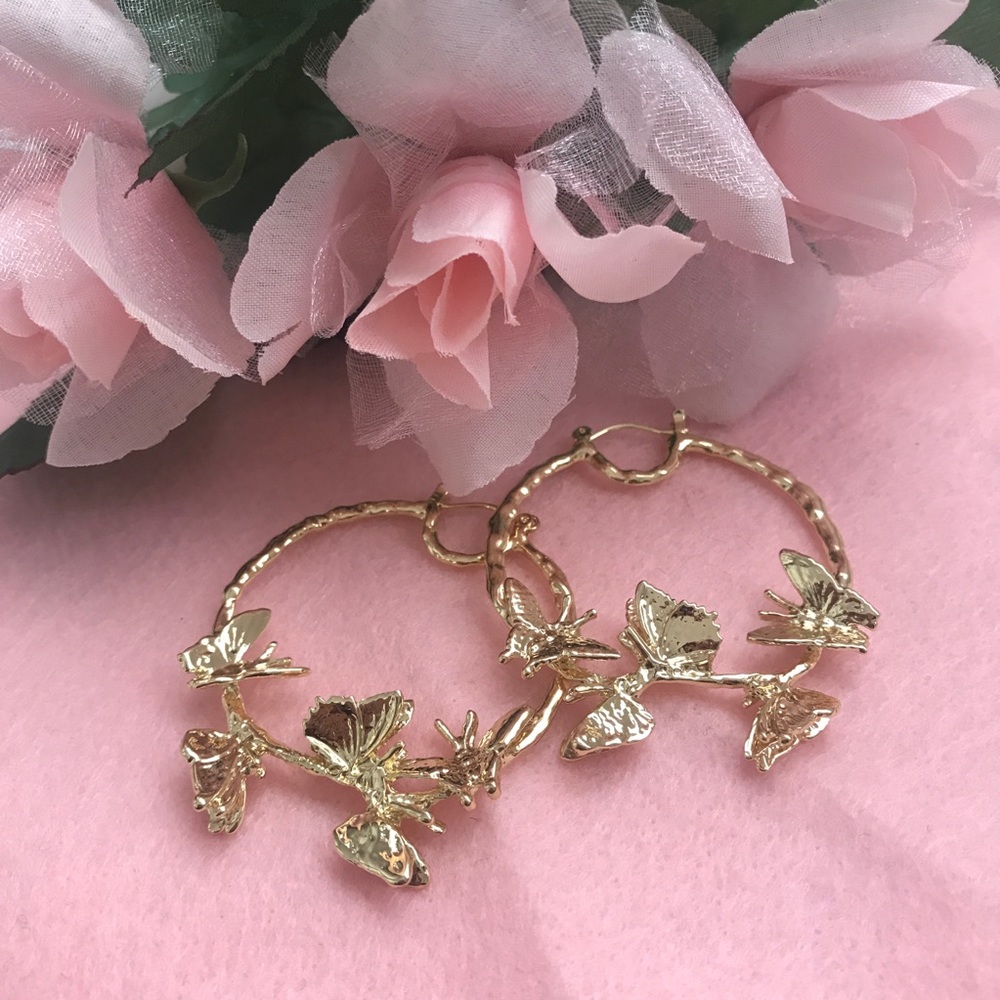 NEW 18k gold plated Hoop Earrings